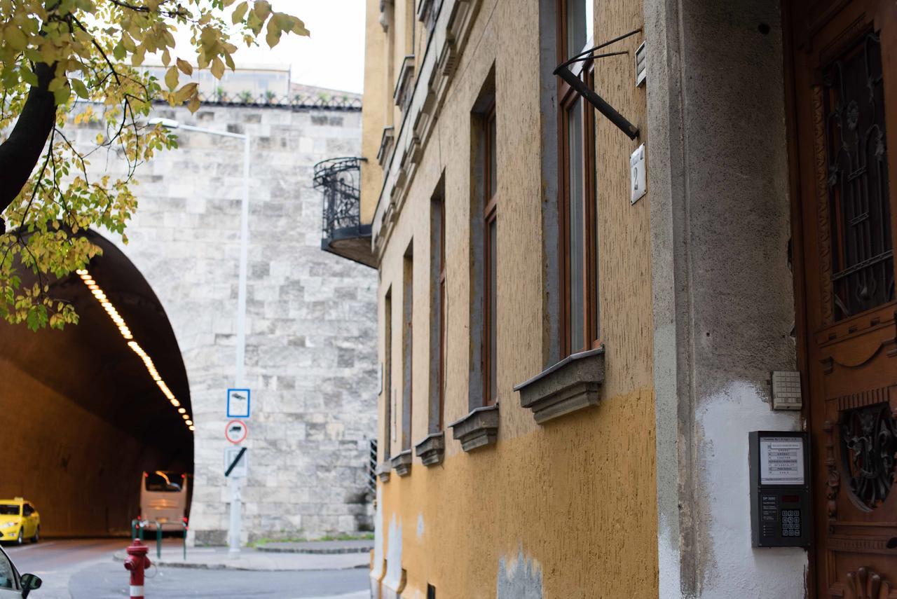 Castle Trees Apartment Budapeste Exterior foto